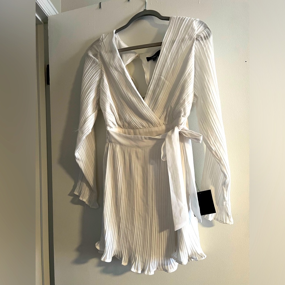 Lulus white pleated dress